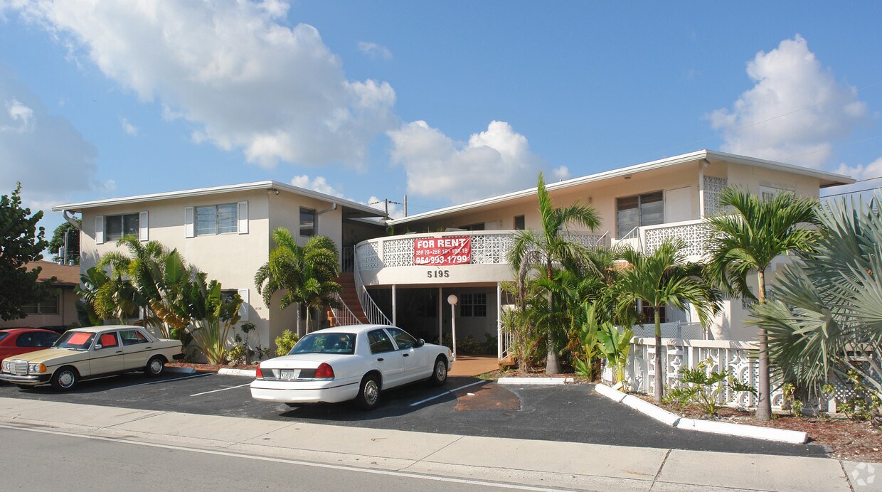 Foto principal - 5195 NE 18th Ave