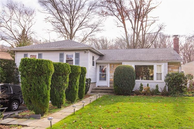 Primary Photo - 238 Rosehill Ave