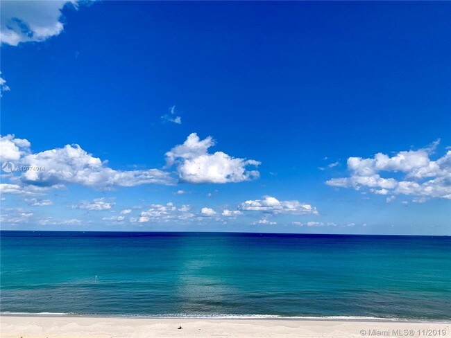 Building Photo - 8877 Collins Ave