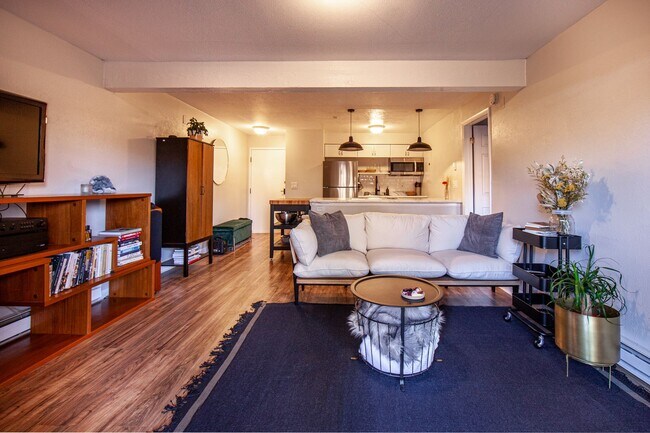 Foto del edificio - Cozy 1 BDR w/ Private Yard