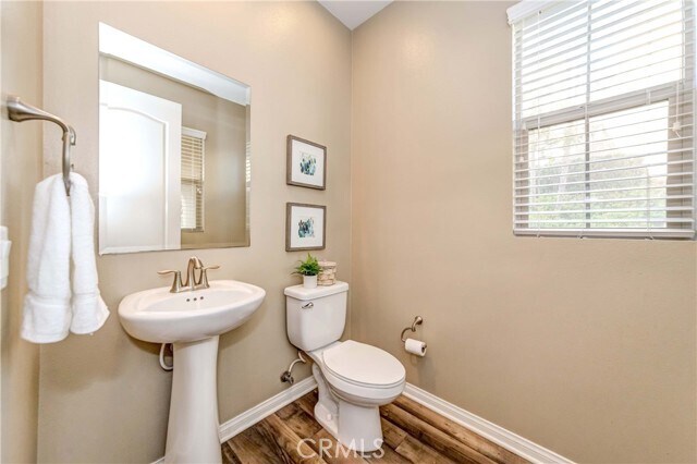 Building Photo - 29 Canoe