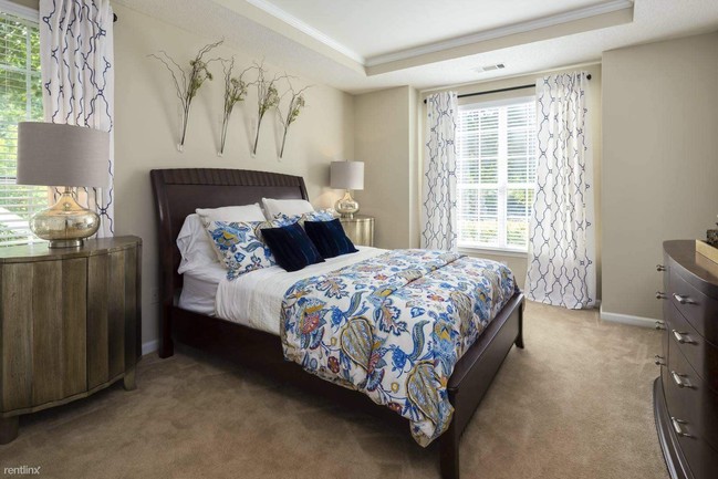 Building Photo - 9700 Medlock Crossing Pky