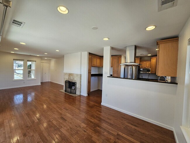 Foto del edificio - 5926 S Willow Way