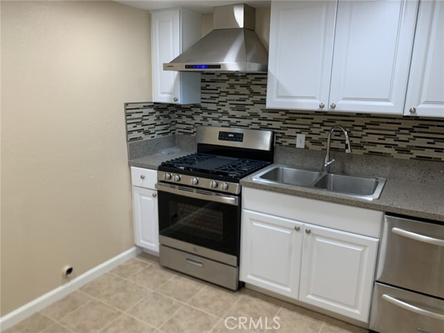 Foto principal - 5640 Carbon Canyon Rd