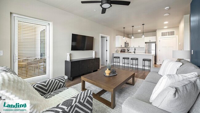 Foto del edificio - 2445 Estrella Pkwy