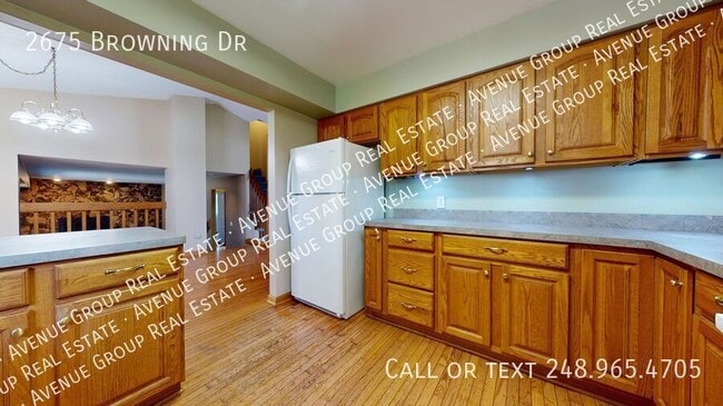 Foto del edificio - 2675 Browning Dr