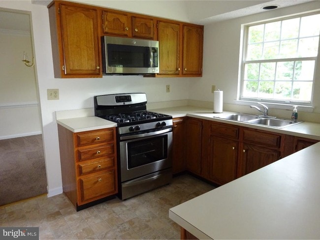 Building Photo - 92 Hamilton Lakes Dr