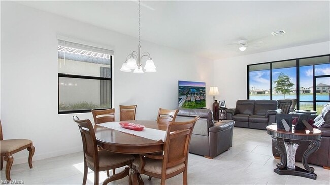 Foto del edificio - 18271 Ridgeline Dr
