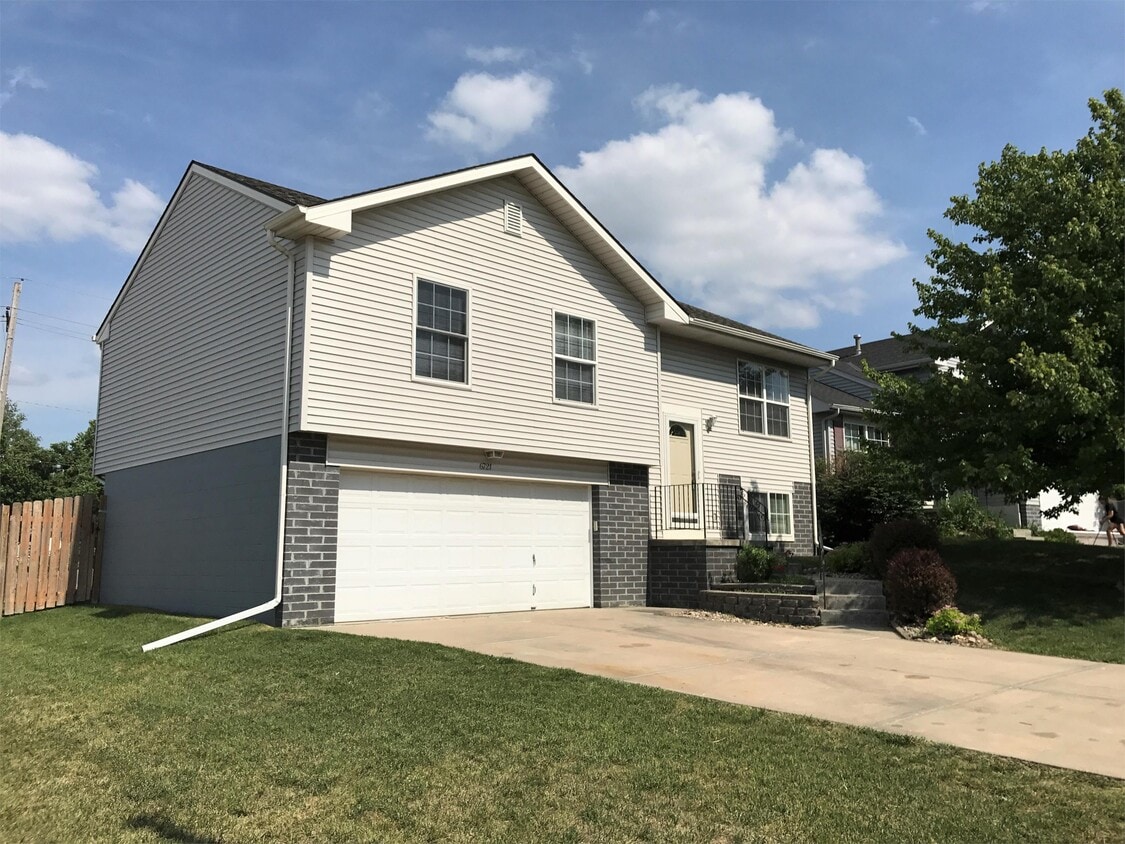 Photo - 6721 N 78th Ave (Omaha, NE)