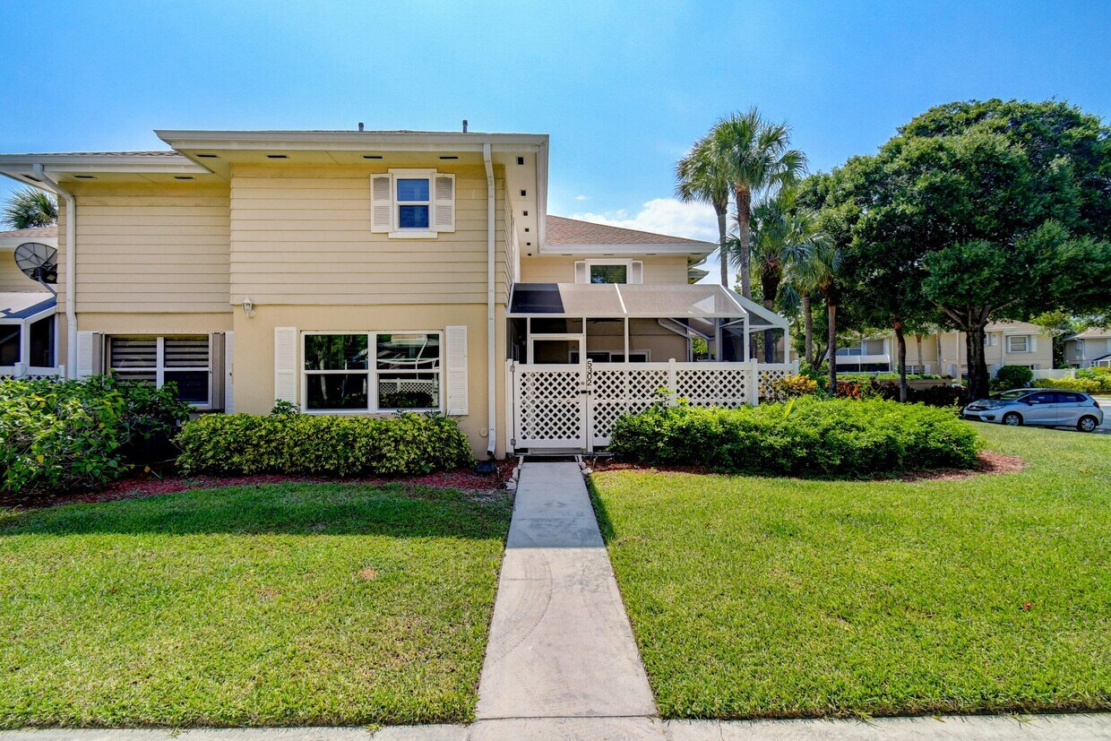 Primary Photo - 5302 Wheatley Ct
