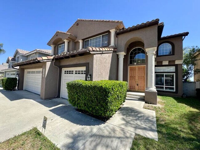 Foto del edificio - COMING SOON! Large Murrieta home available for LEASE!