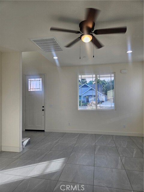 Foto del edificio - 5151 Peony Ct