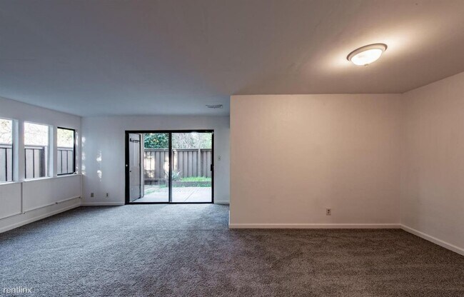 Foto del edificio - 2 br, 2 bath Condo - 2410 Starlight Lane 166