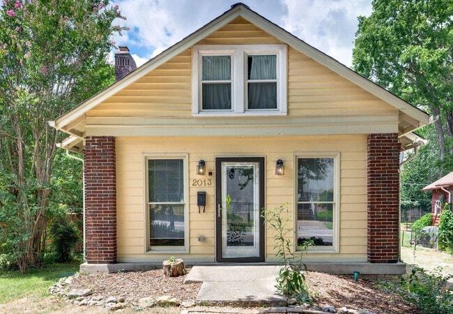 Building Photo - Walk to Vandy & Hillsboro Village – 24th A...