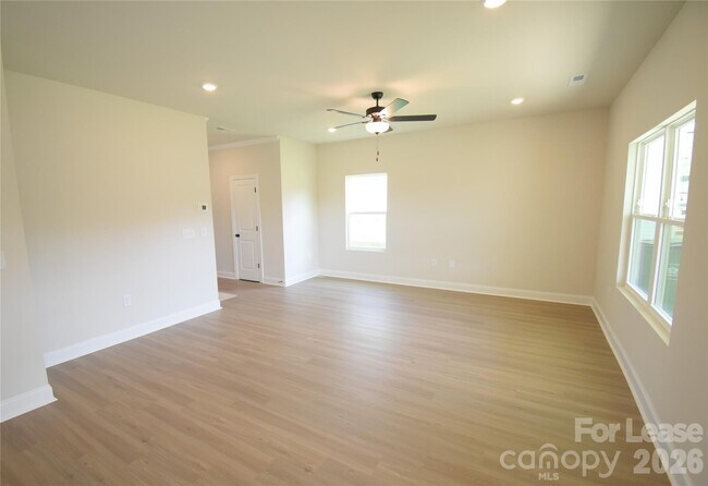 Foto del edificio - 3519 Narrow Ln