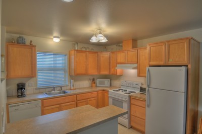 Foto del edificio - 1523 NW Juniper St