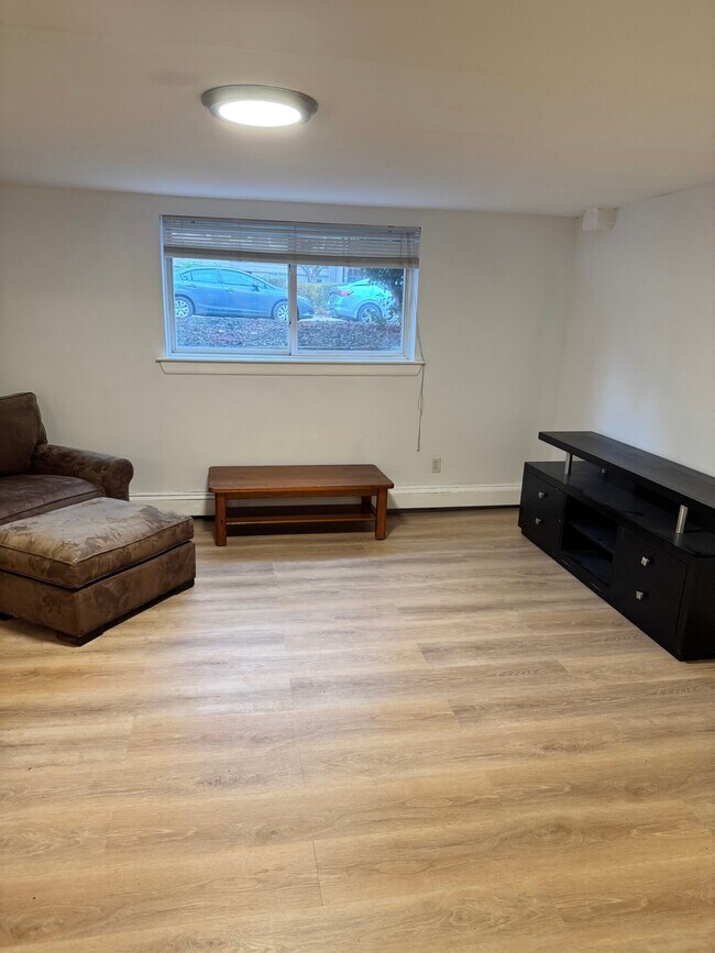 Foto del edificio - 61 Selkirk Rd