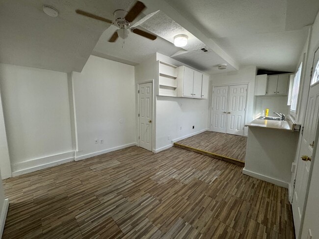 Photo - Move-in Special this 1BR, 1BA located at 9... House