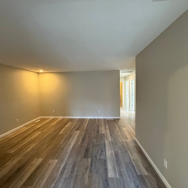 Foto del edificio - 3 Bedroom 2 bath remodeled Home