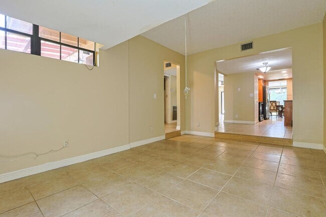 Building Photo - 2794 NW 80th Ave