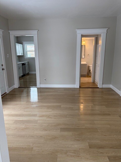 Foto del edificio - 911 E Washington St