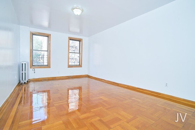 Foto del edificio - 330 Wadsworth Avenue