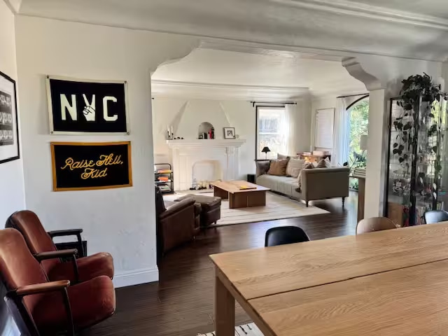 Foto del edificio - 1226 S Orange Grove Ave