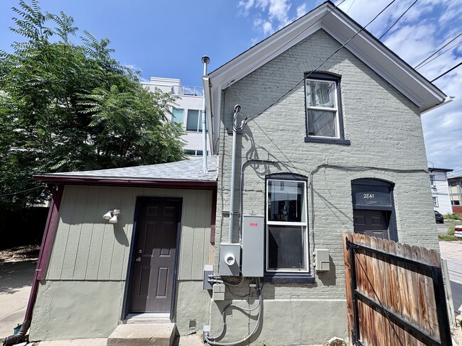 Building Photo - 2841 W 24th Ave