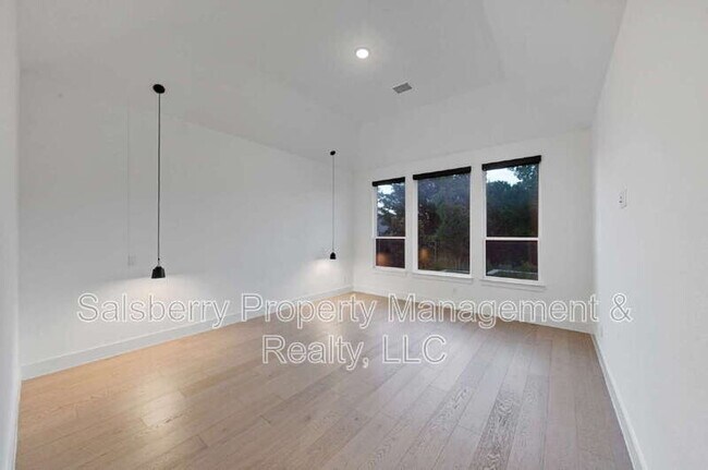 Foto del edificio - 1790 Coopers Hawk Dr