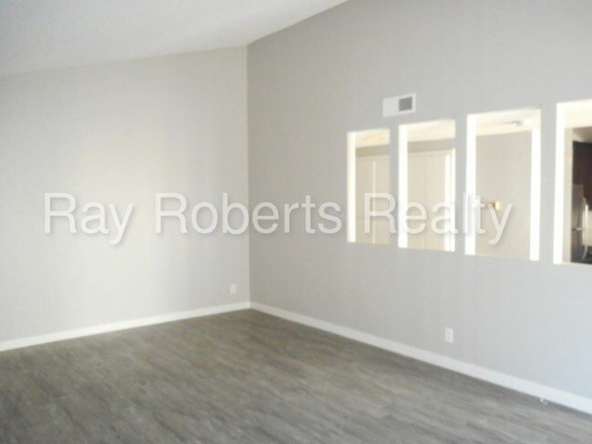 Building Photo - 5092 Pearce Drive