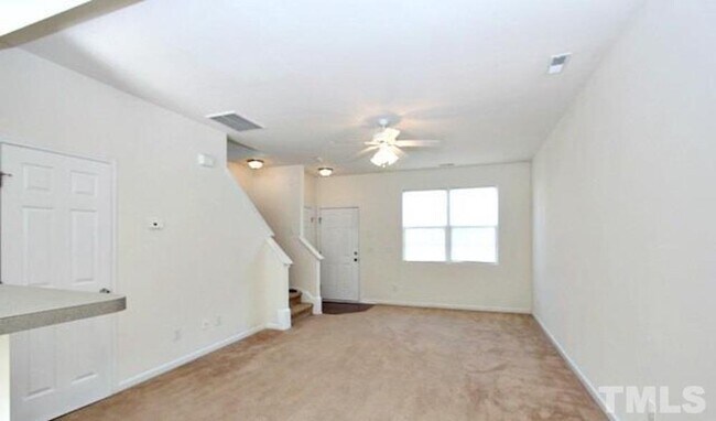 Building Photo - 1505 Oxleymare Drive