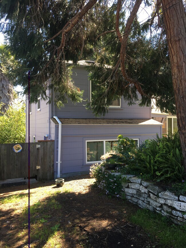 Plaza de aparcamiento - 4012 Lambert Rd