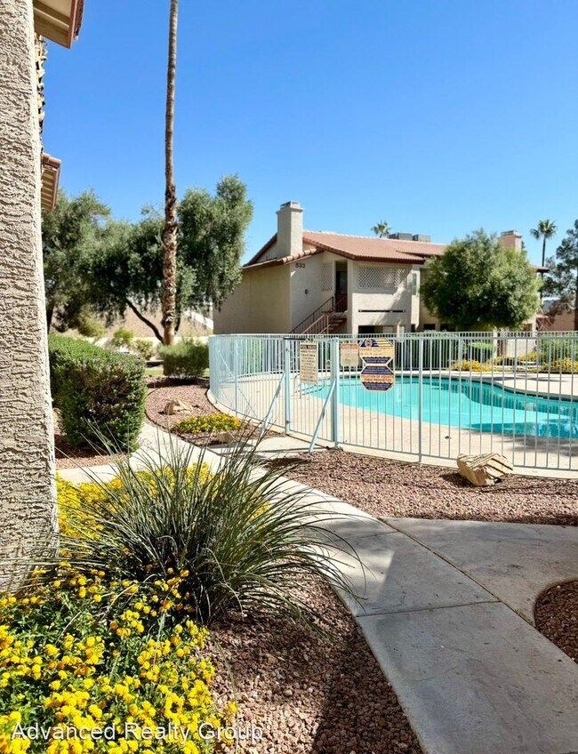 Building Photo - 2 br, 2 bath House - 841 Rock Springs Dr. ...