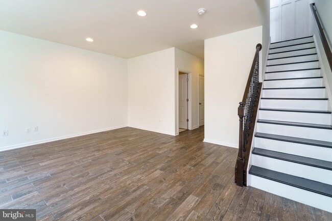 Building Photo - 23503 Adagio Terrace