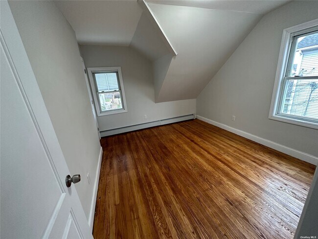 Foto del edificio - 236 Maple Pl