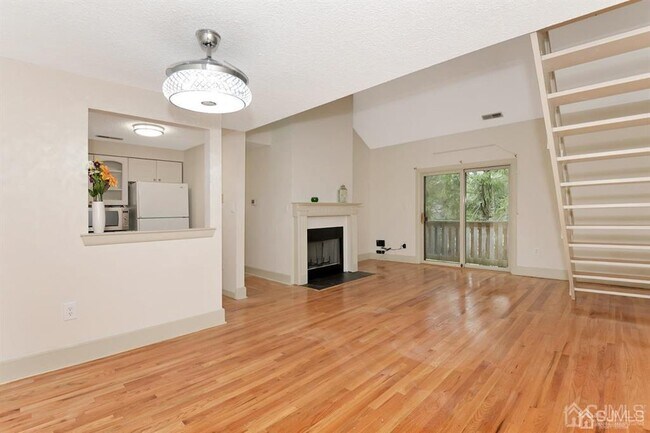 Building Photo - 1404 Ravens Crest Dr
