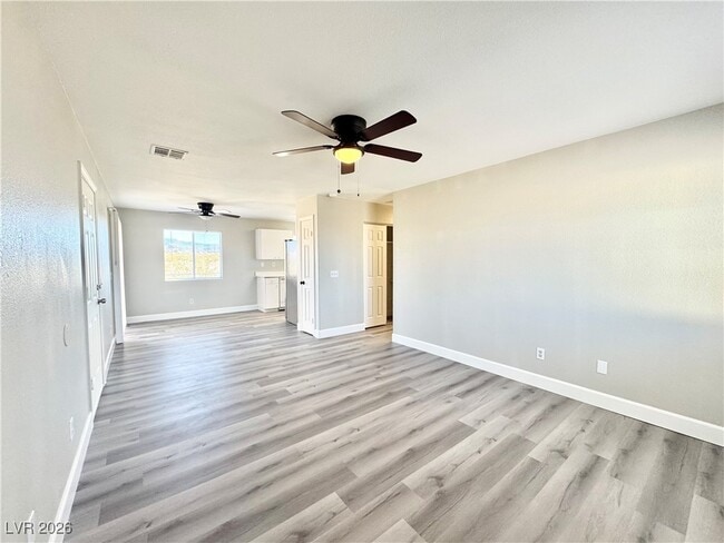 Building Photo - 1960 Haiwee St