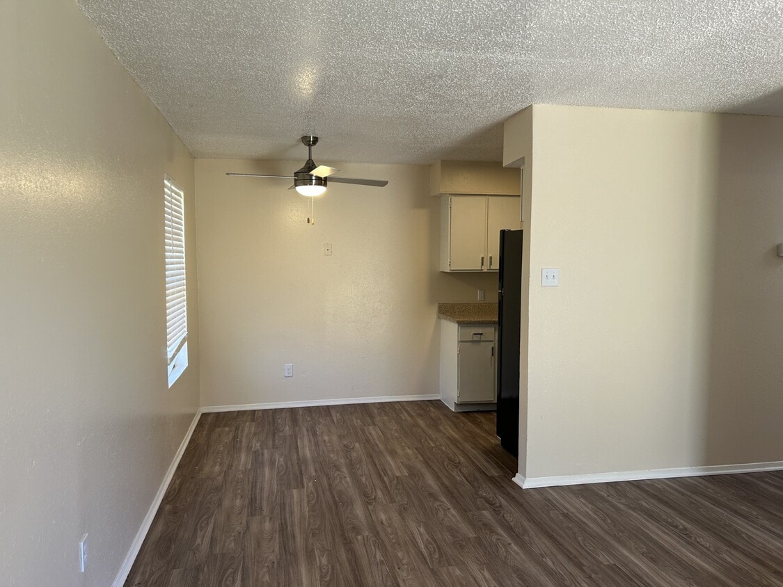 1 Bedroom - Kingswood Estates