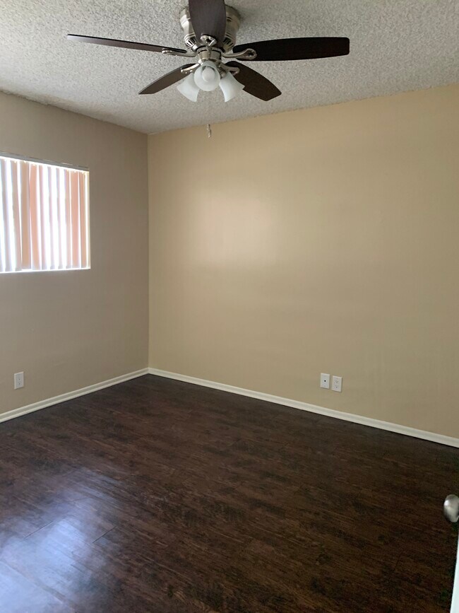 Bedroom - 2816 W 182nd St