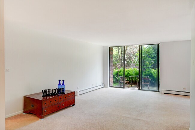 Building Photo - 4731 Saint Joseph Creek Rd