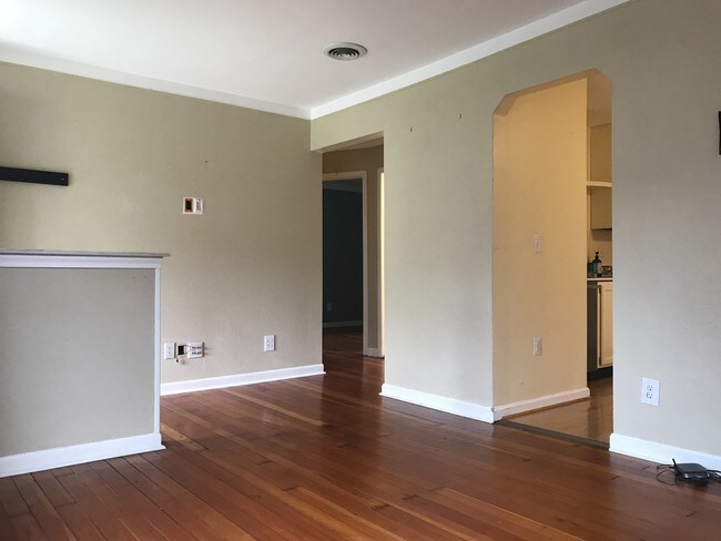 Foto del edificio - 30422 Everett Street