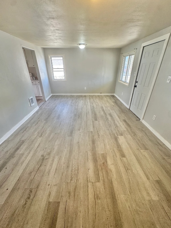 Building Photo - 2828 E 15th St