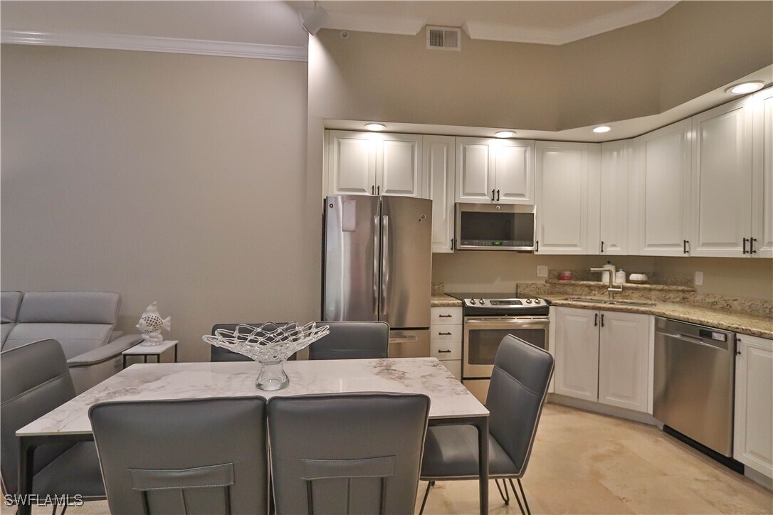 Foto principal - 2825 Palm Beach Blvd