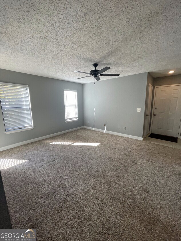 Foto del edificio - 1404 Huntingdon Chase