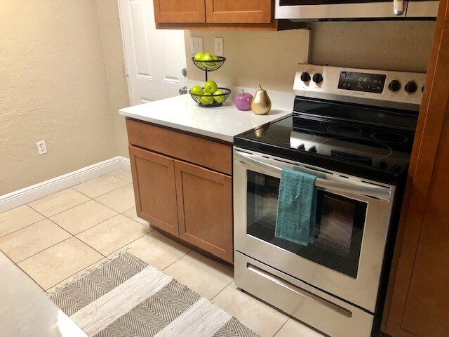 Cocinas actualizadas - Riverwalk Apartments