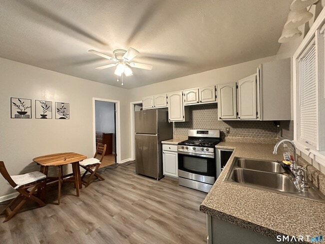 Building Photo - 74 Mt Pleasant St