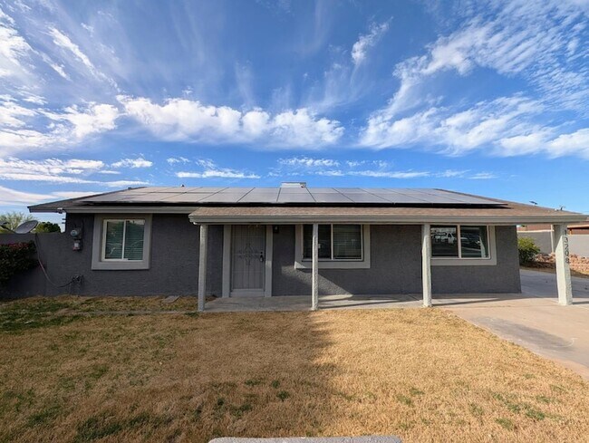 Foto del edificio - 13208 W Tuckey Ln
