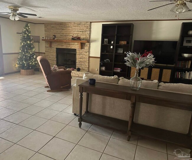 Foto del edificio - 3132 Waterview Dr