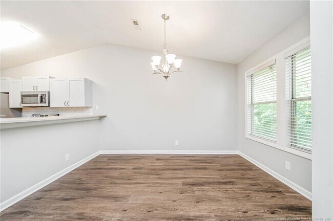 Building Photo - 6760 Willowbrook Dr
