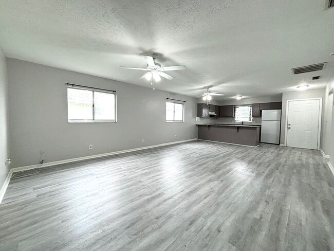 1718/1720 SW Santa Barbara PL - 1718/1720 SW Santa Barbara PL Apartment